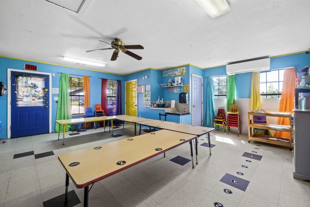 Mabry's Munchkins Learning Center